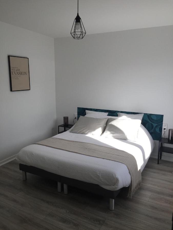 Du Rocher Apartment *